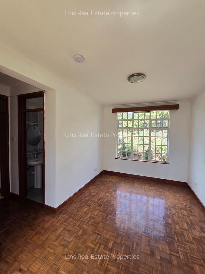 5 Bed Townhouse with En Suite in Rosslyn - 20