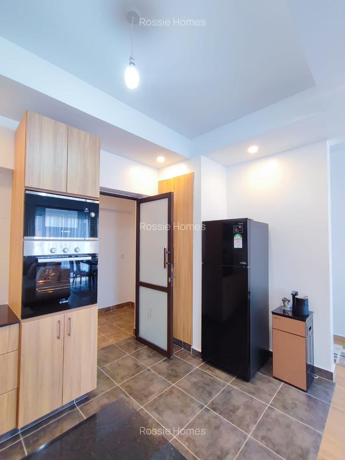 Serviced 2 Bed Apartment with En Suite at Kindaruma Rd - 2