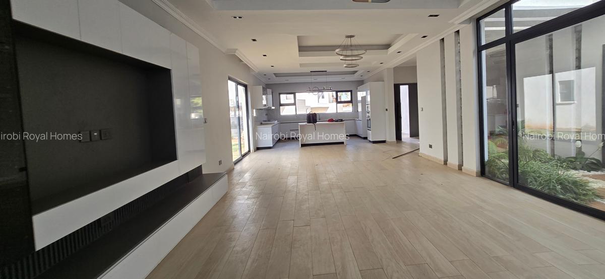 5 Bed Townhouse with En Suite at Lavington Green - 13