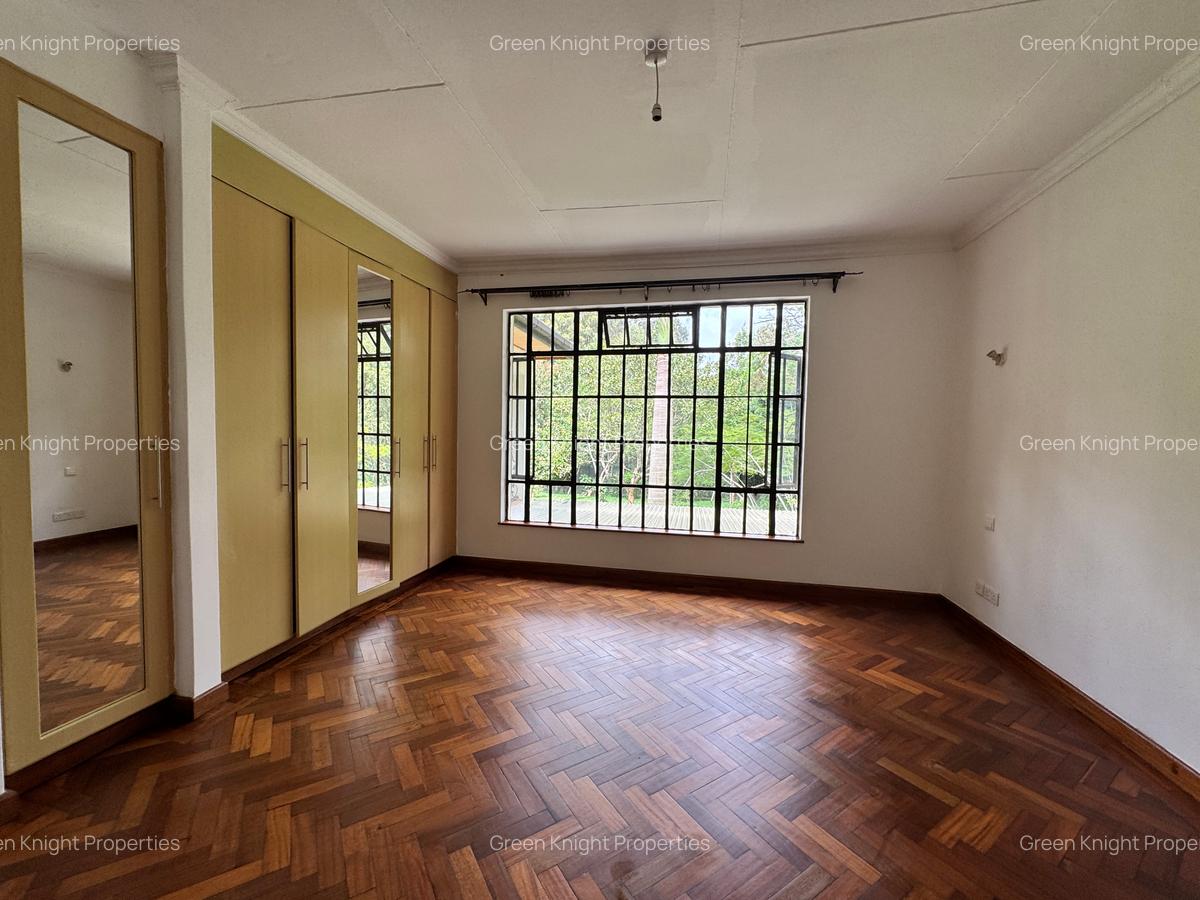 4 Bed House with En Suite in Karen - 8