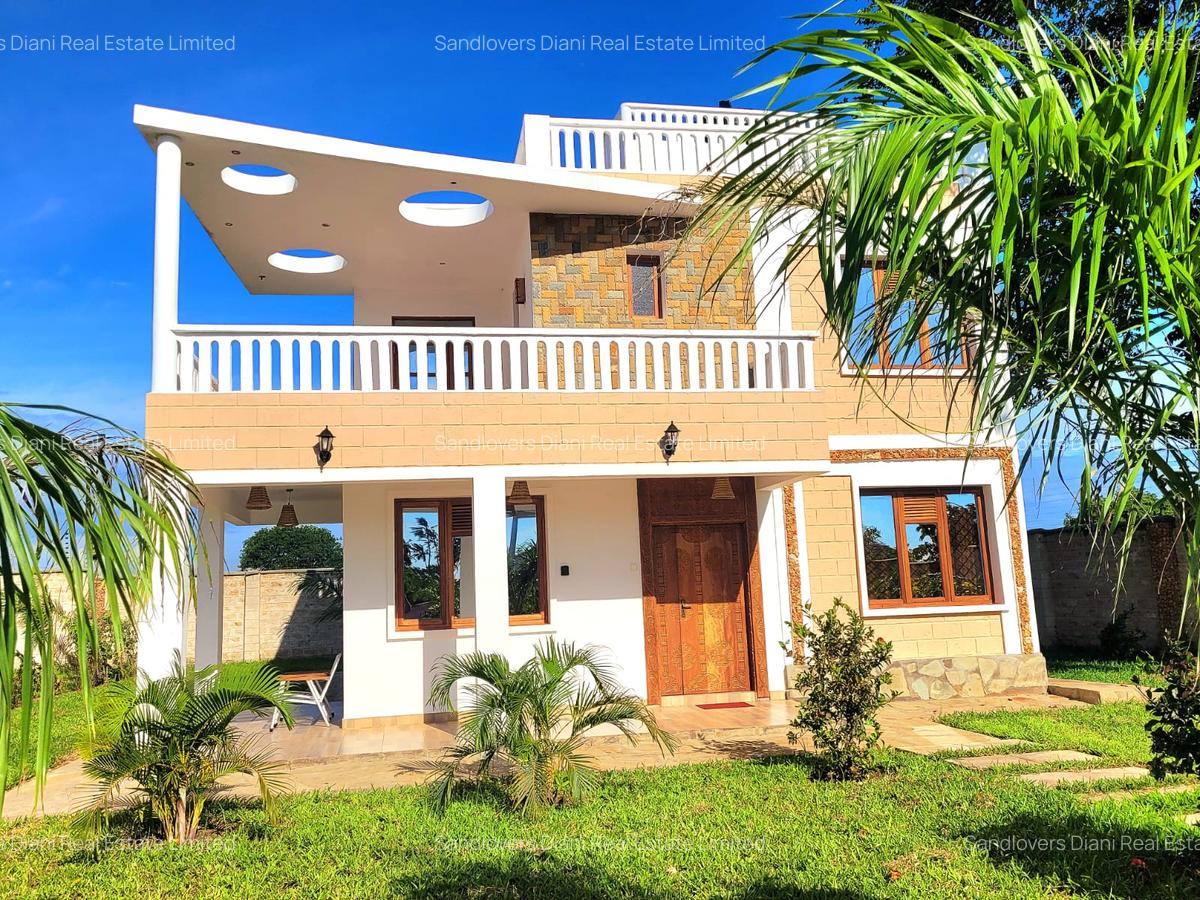 3 Bed Villa with Garden in Diani - 1