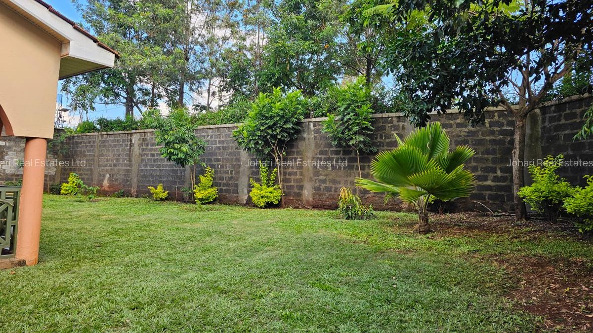 5 Bed House with En Suite in Membley - 4