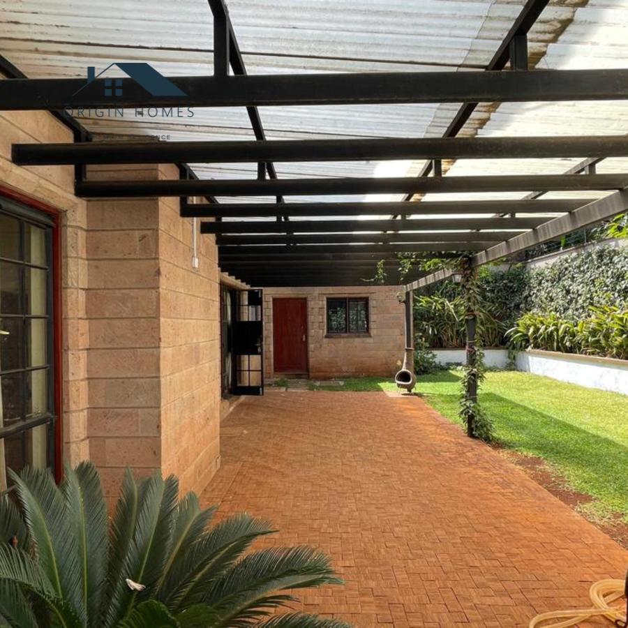 5 Bed Townhouse with En Suite at General Mathenge - 3