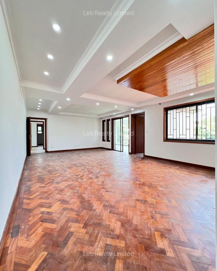 6 Bed Townhouse with En Suite in Lavington - 7