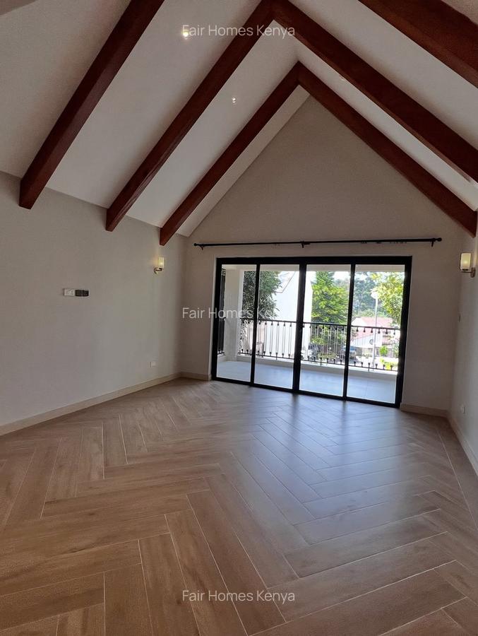 5 Bed Townhouse with En Suite at Convent Drive - 6