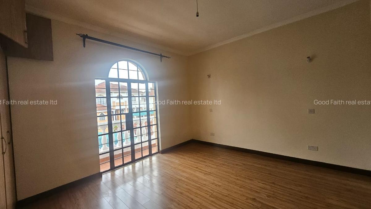 4 Bed Townhouse with En Suite in Kiambu Road - 8