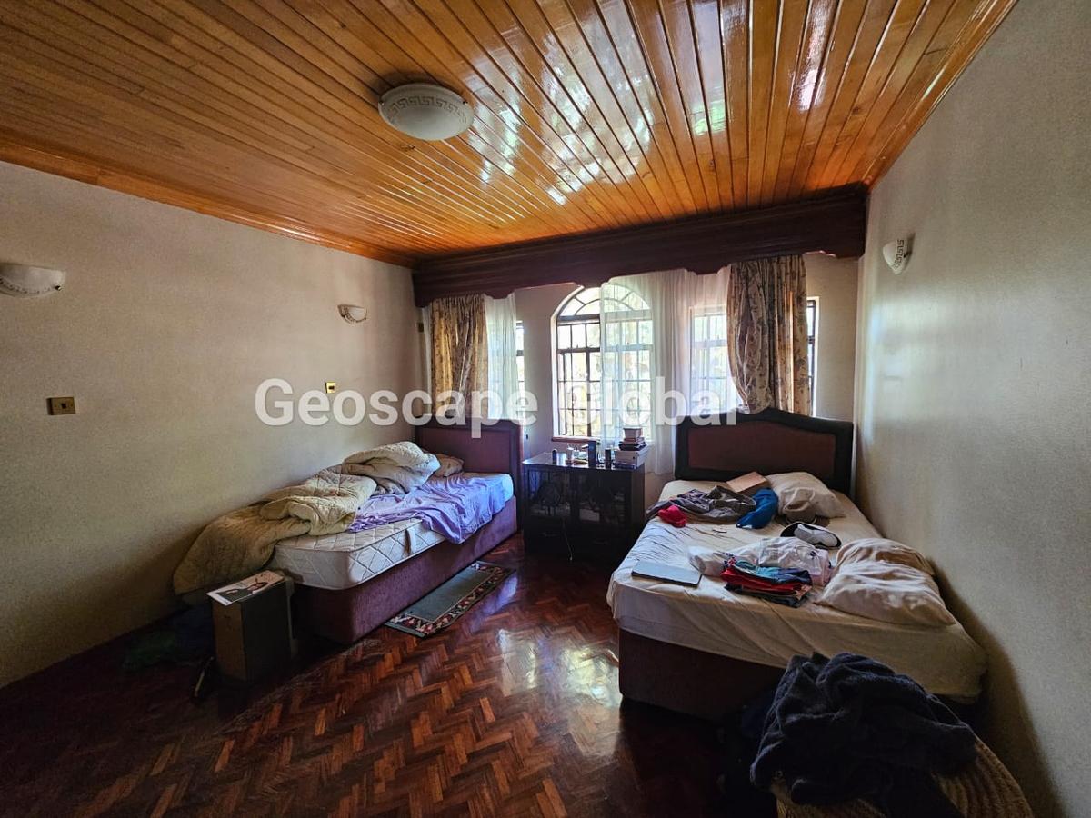 5 Bed House with En Suite at Kitisuru - 3