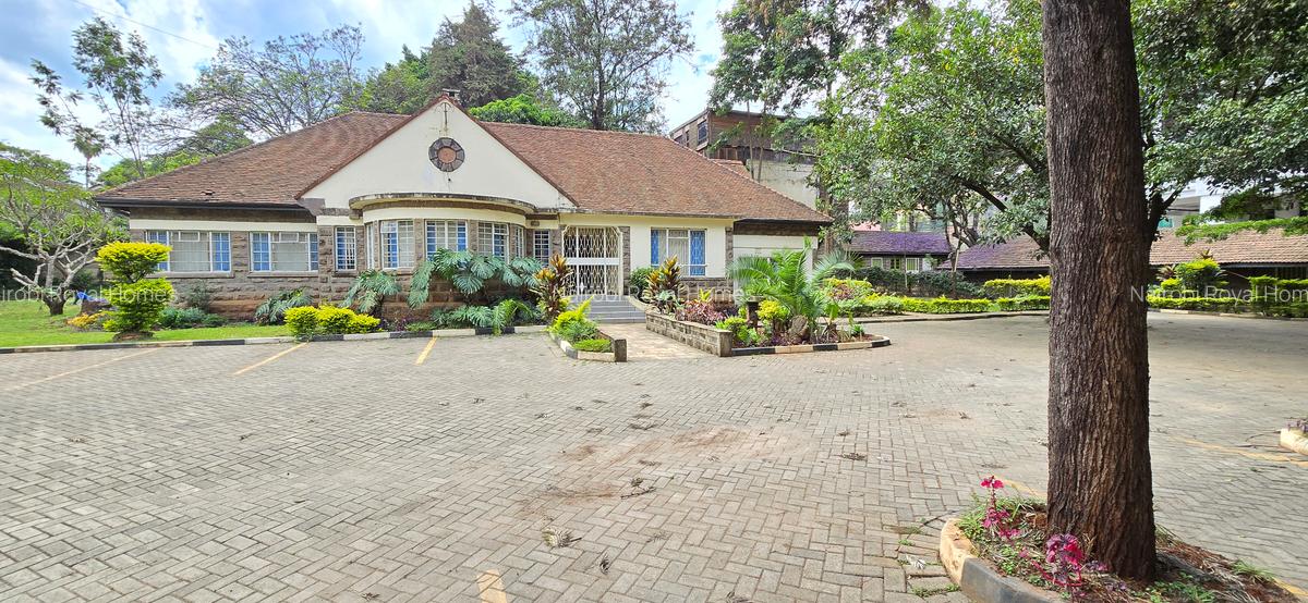 Commercial Property with Service Charge Included at Kilimani - 3