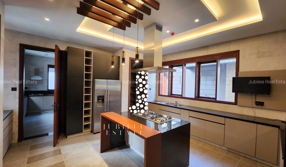 4 Bed Villa with En Suite in Runda - 7