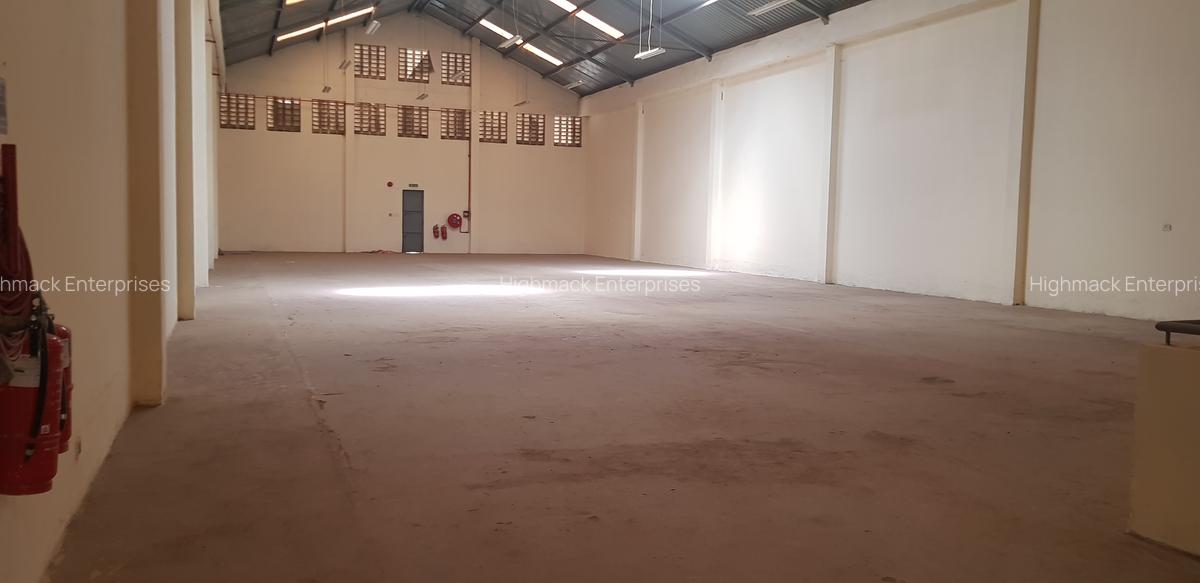 10,000 ft² Warehouse with Service Charge Included at Icd Road - 4