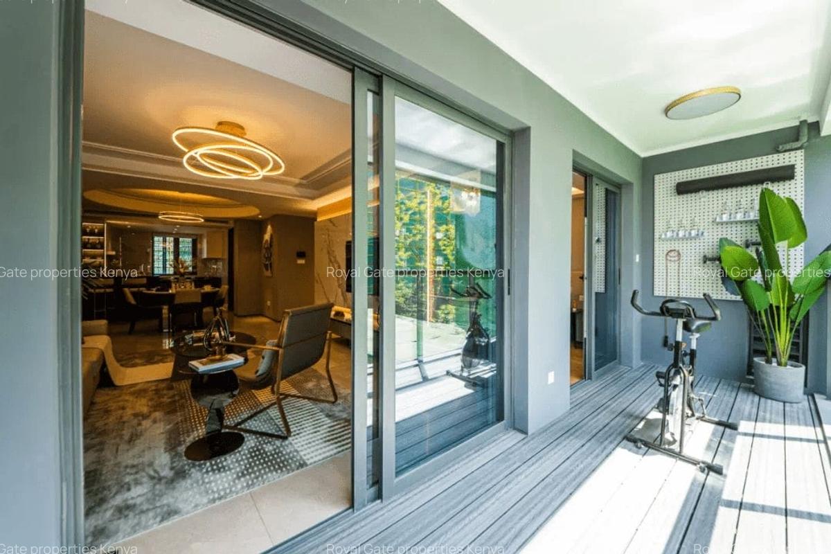 2 Bed Apartment with En Suite at Othaya Road - 5