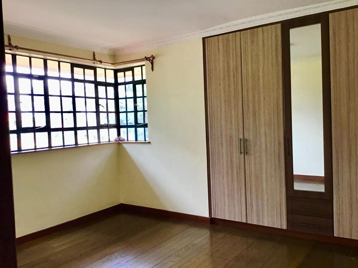 5 Bed Villa with En Suite in Kiambu Road - 15