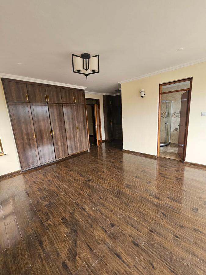 3 Bed Apartment with En Suite at Kileleshwa - 10