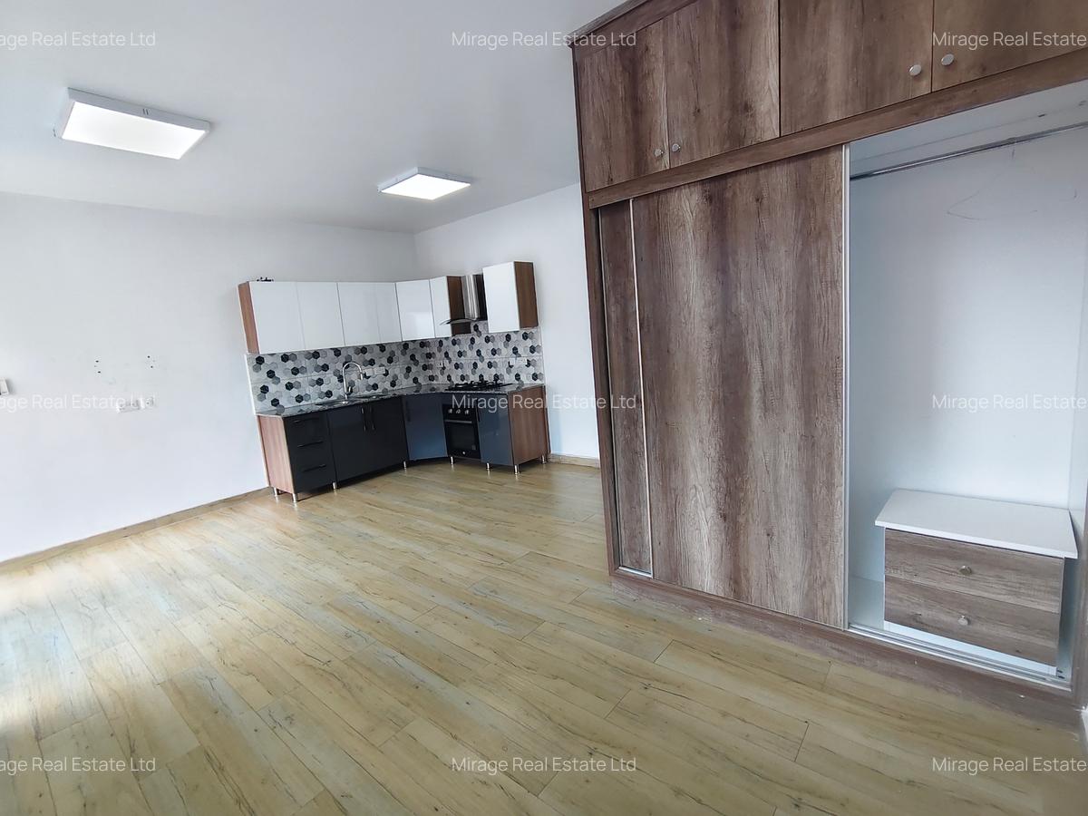 Studio Apartment with Gym in Kileleshwa - 11
