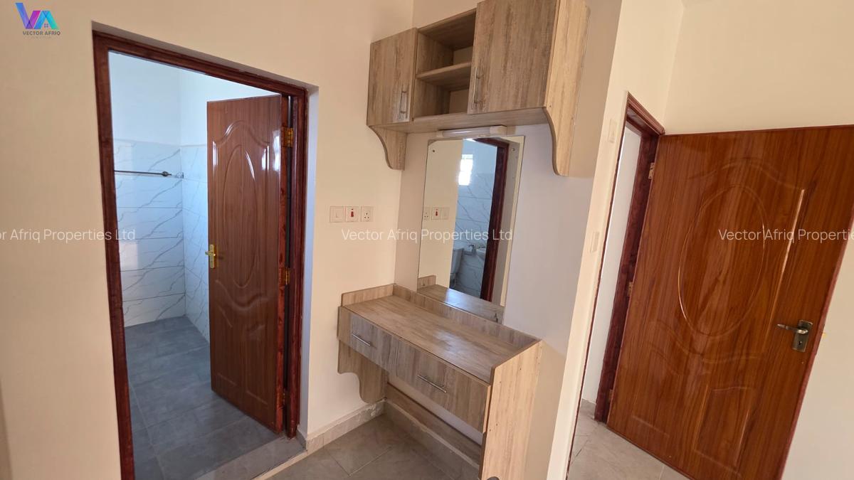 3 Bed House with En Suite in Kitengela - 11