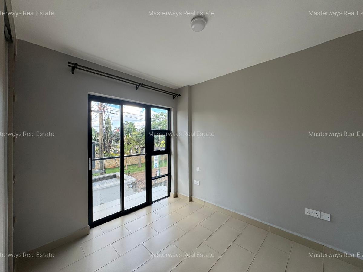 2 Bed Apartment with En Suite at Kirawa Road - 5