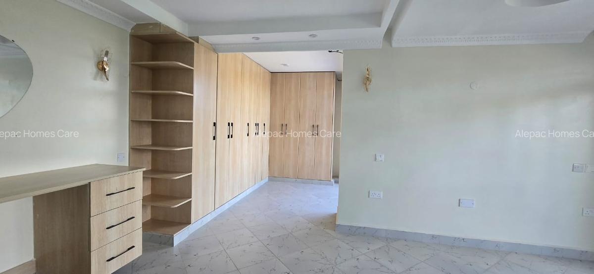 4 Bed House with En Suite at Kamakis - 10