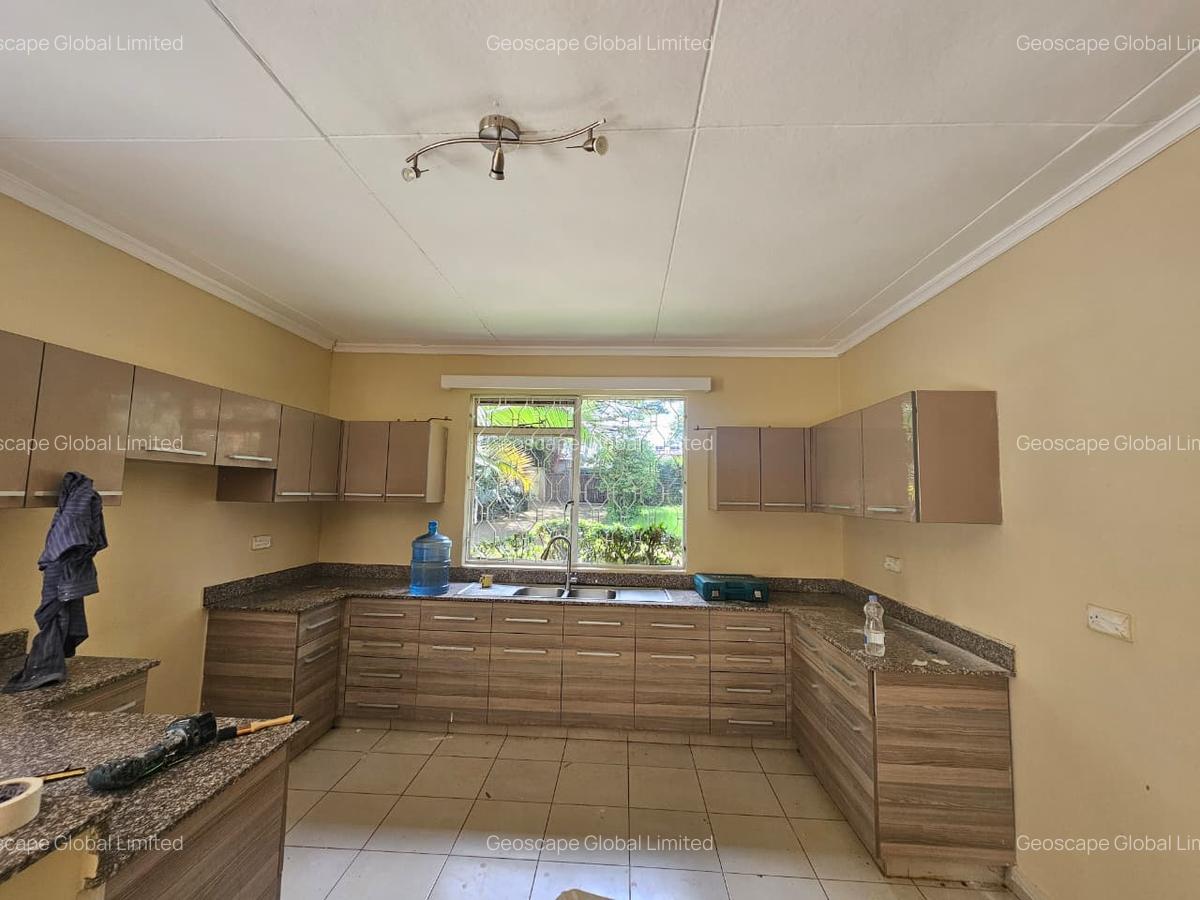 4 Bed House with En Suite in Kitisuru - 5