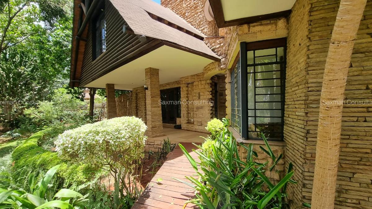 5 Bed House with Staff Quarters in Spring Valley - 2