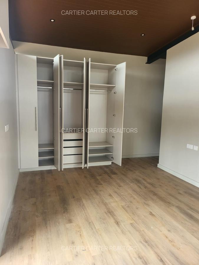 3 Bed Townhouse with En Suite in Kiambu Road - 5