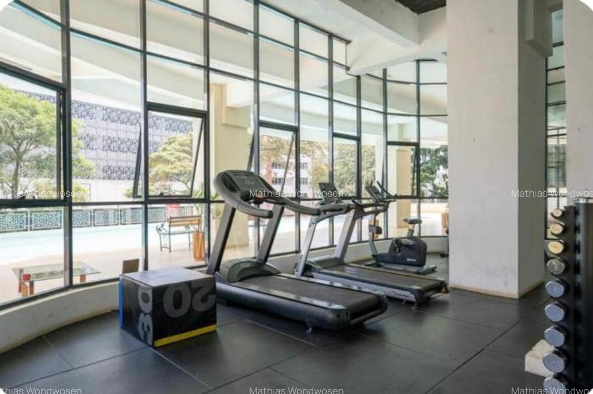 Serviced 2 Bed Apartment with En Suite at Lantana - 8