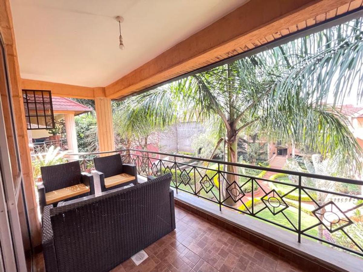 Furnished 4 Bed Apartment with En Suite at Lavington Green - 6
