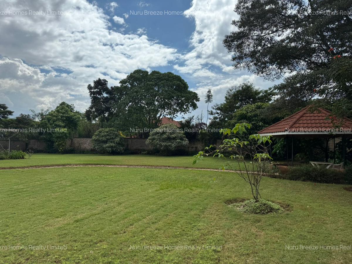 4 Bed House with En Suite in Runda - 17