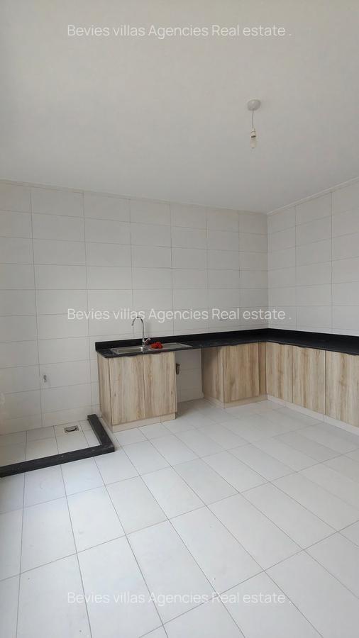 4 Bed Apartment with En Suite at Parklands - 9
