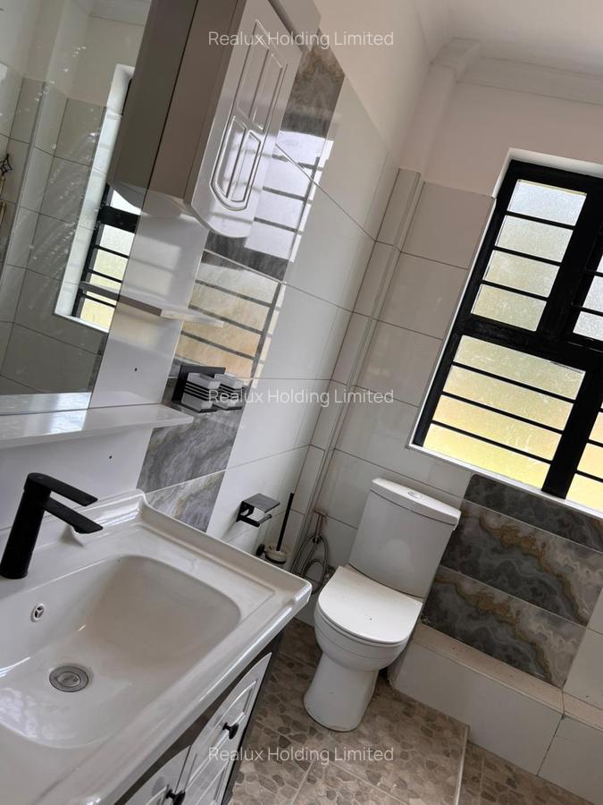 4 Bed House with En Suite in Gikambura - 7