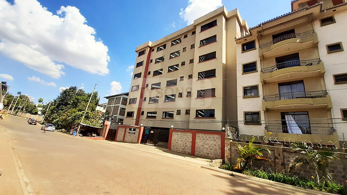 2 Bed Apartment with En Suite in Westlands Area - 13