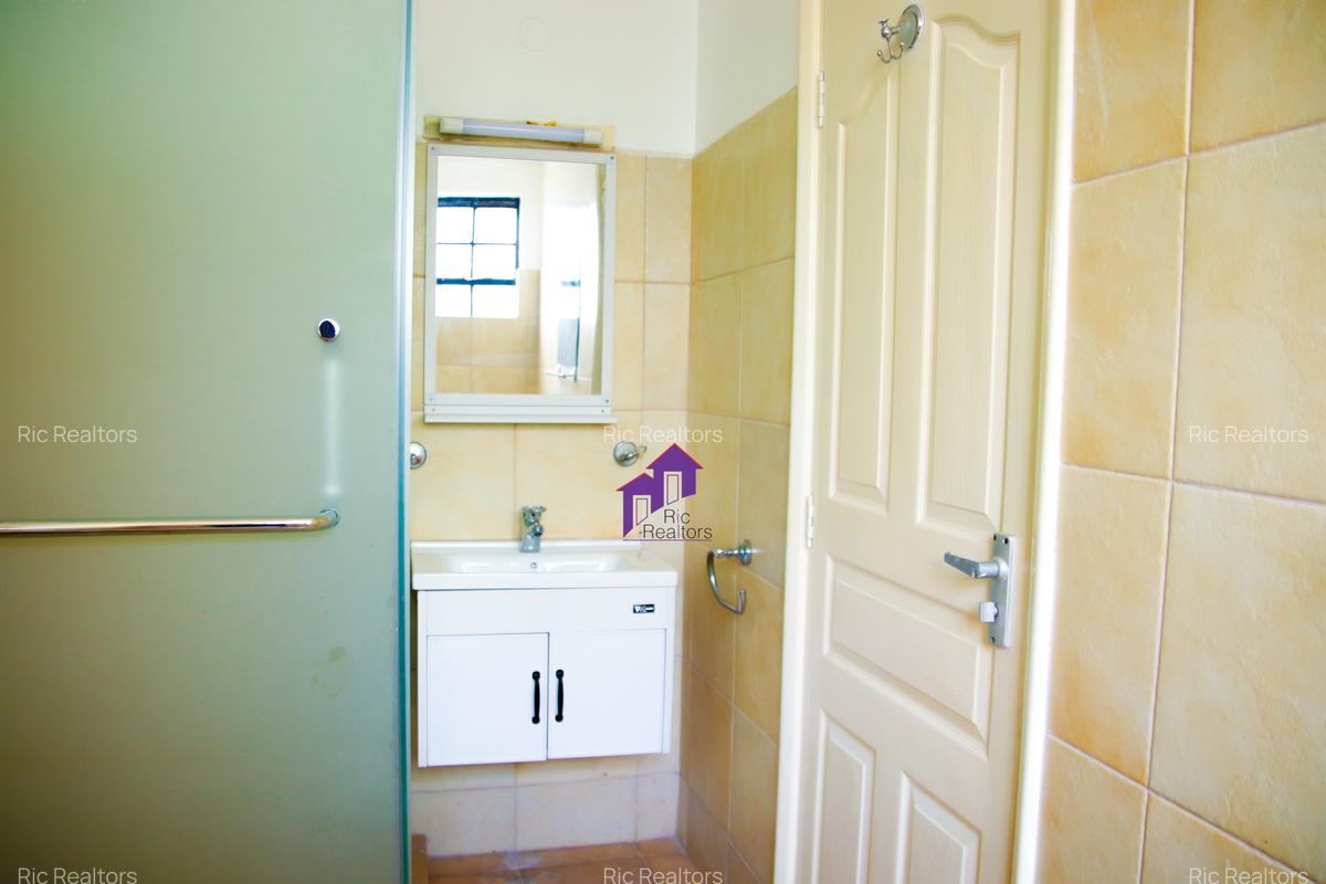 Serviced 3 Bed Apartment with En Suite in Lavington - 10