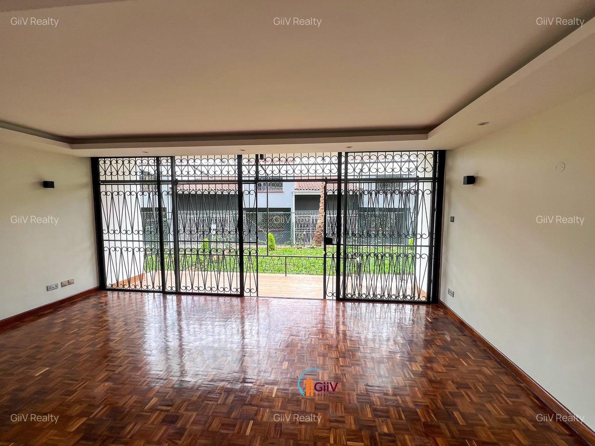 4 Bed Townhouse with Garden in Westlands Area - 3