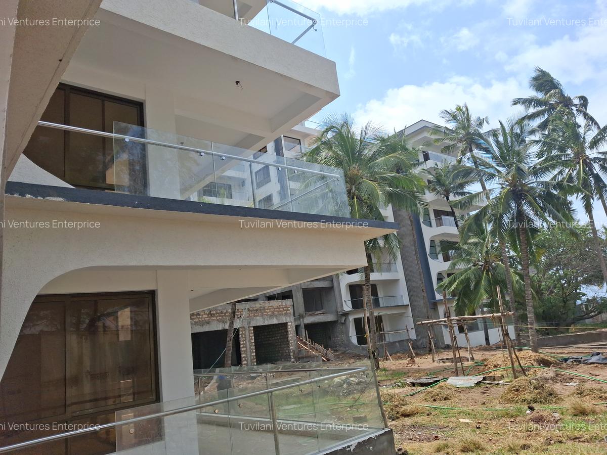 Serviced 3 Bed Apartment with En Suite at Nyali Mombasa - 11