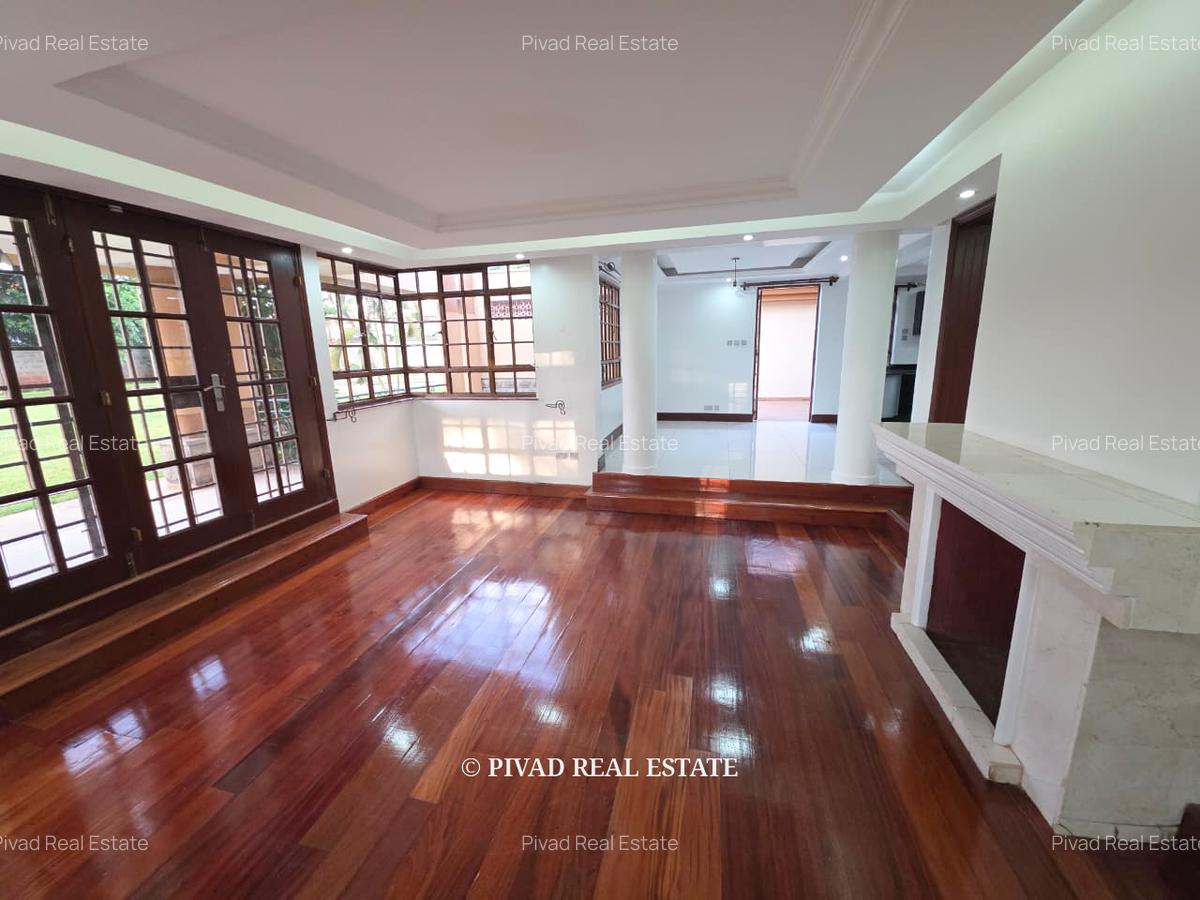 5 Bed House with Swimming Pool in Runda - 2