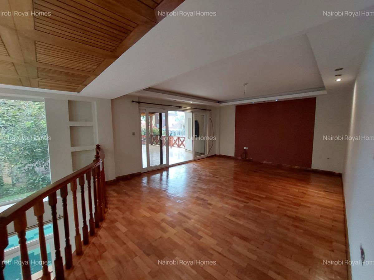 5 Bed Townhouse with En Suite at Convent Drive - 18