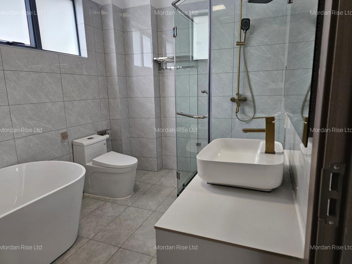 4 Bed Apartment with En Suite in Lavington - 7