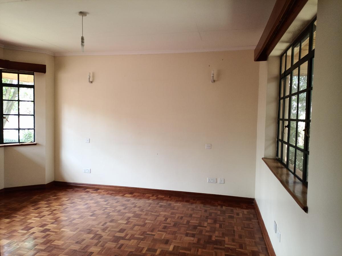 4 Bed House with En Suite at Off Runda Grove - 11