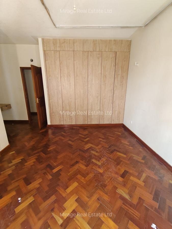 2 Bed Apartment with En Suite in Kilimani - 18