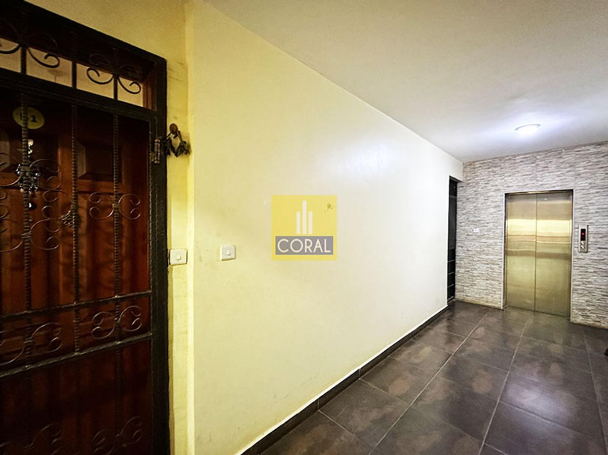 4 Bed Apartment in Parklands - 18