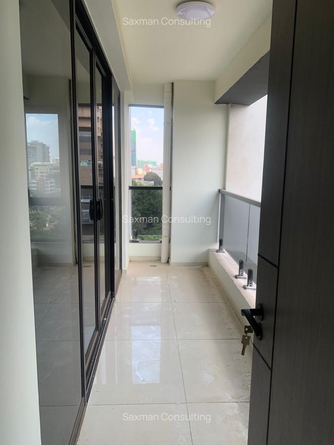 2 Bed Apartment with En Suite in Westlands Area - 14