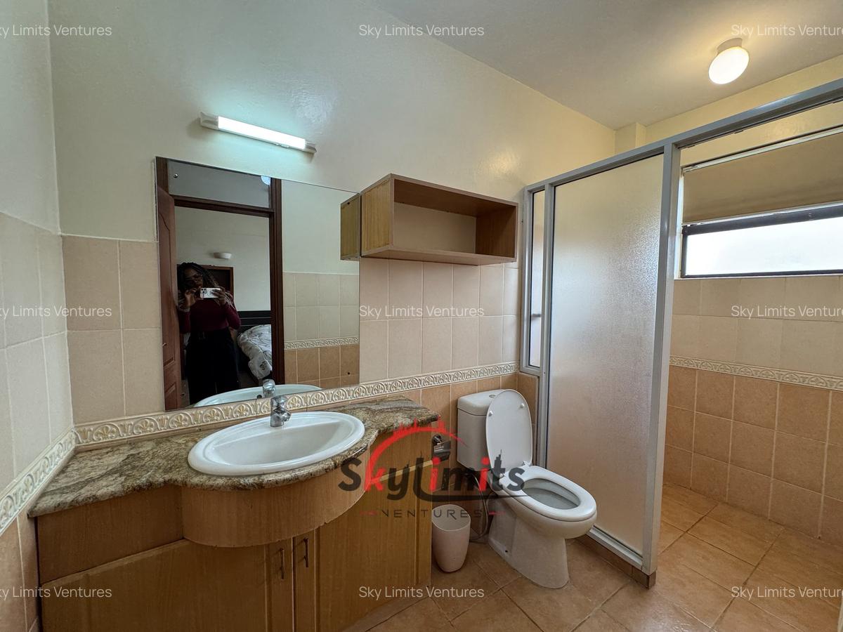Furnished 3 Bed Apartment with En Suite in Kilimani - 11