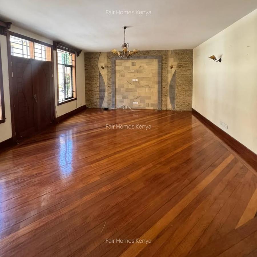 5 Bed Townhouse with En Suite at Gitanga Road - 2
