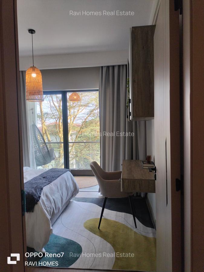 1 Bed Apartment with En Suite in Brookside - 9