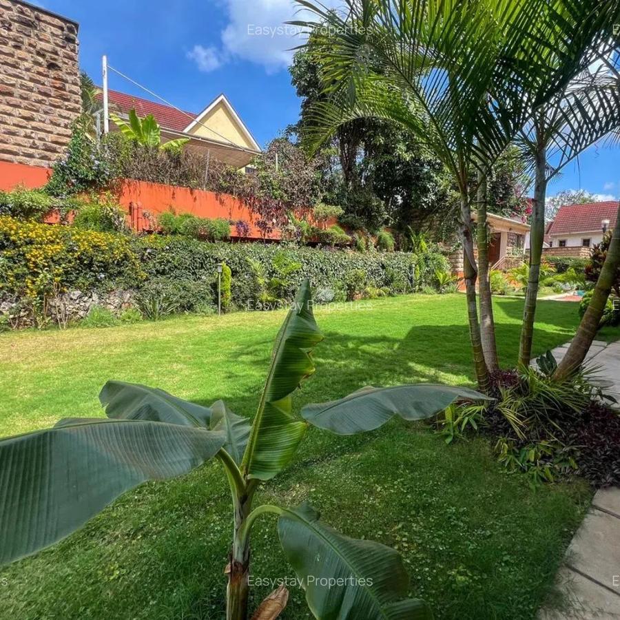 4 Bed Townhouse with En Suite in Rosslyn - 11