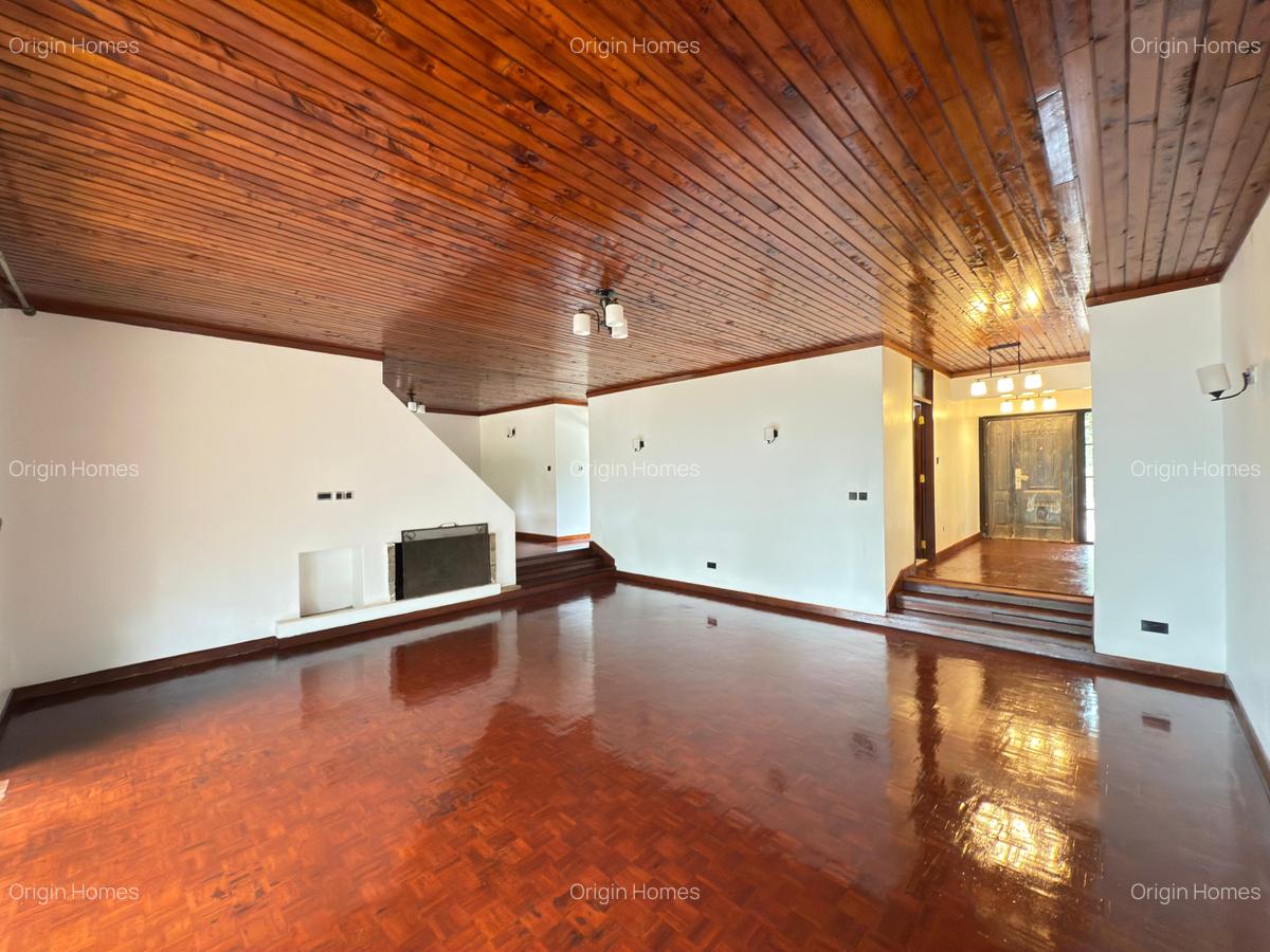 4 Bed House with En Suite at Loresho - 2