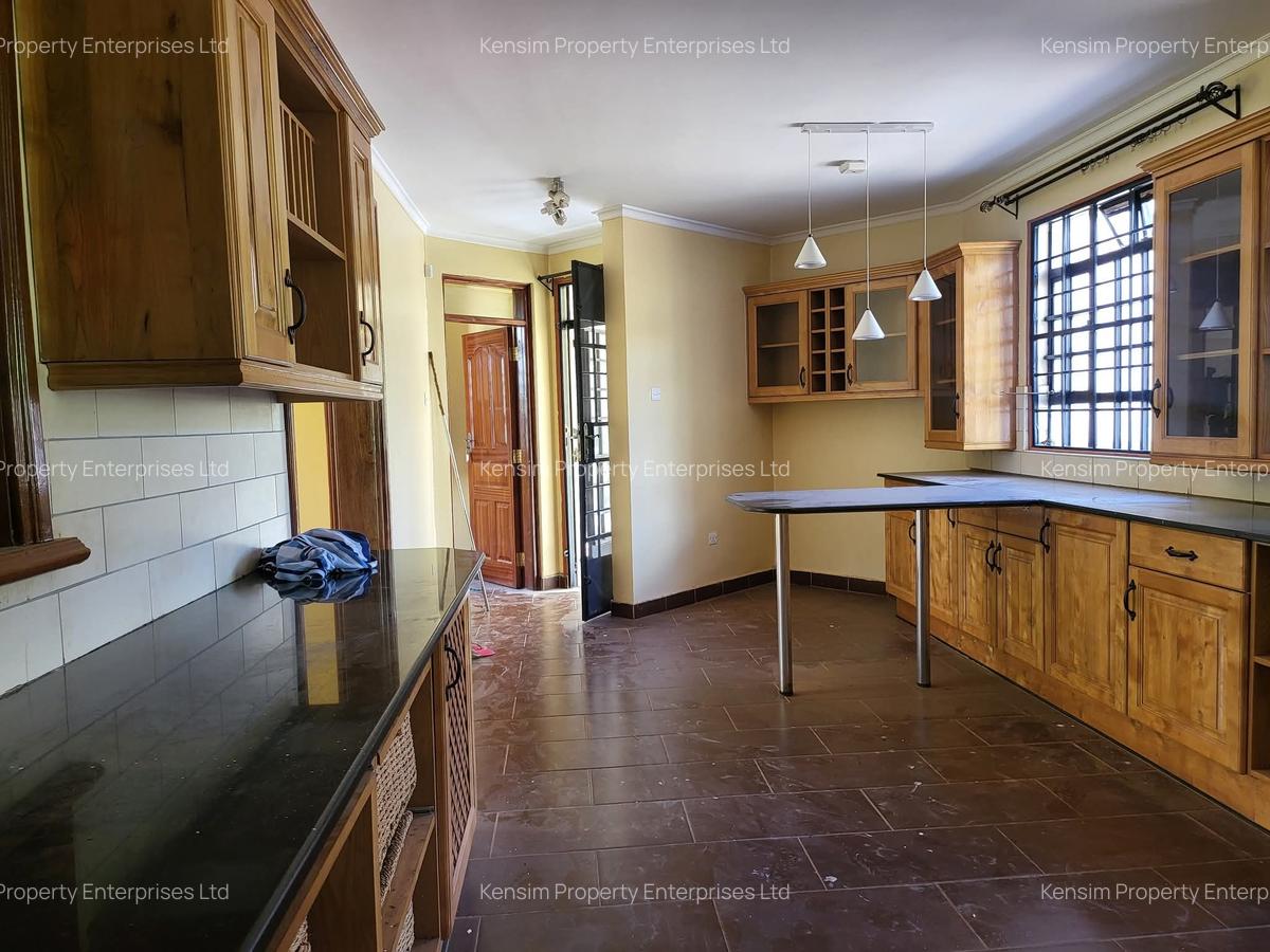 4 Bed Townhouse with En Suite in Runda - 14