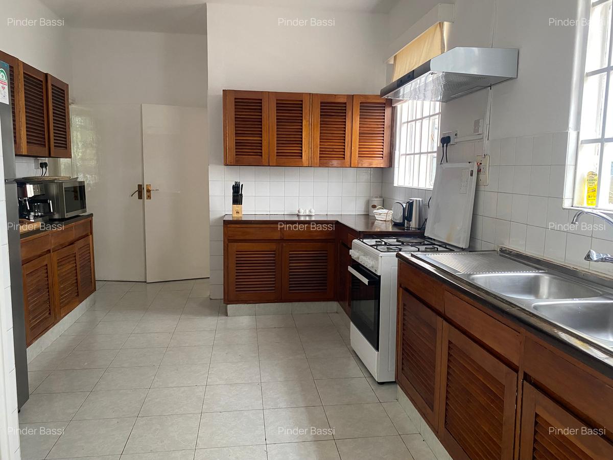 3 Bed Villa with Swimming Pool at Old Muthaiga - 17