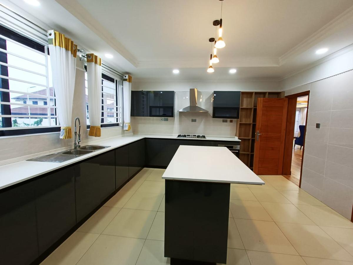 4 Bed Townhouse with En Suite in Kiambu Road - 7