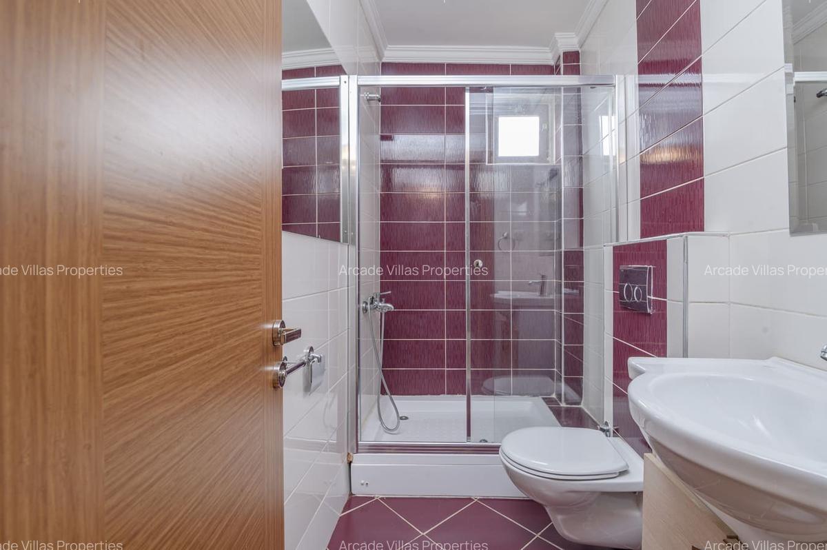 3 Bed Apartment with En Suite in Kileleshwa - 13