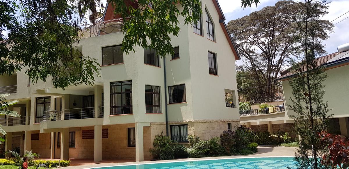 5 Bed Townhouse with En Suite at Lavington Mall - 3